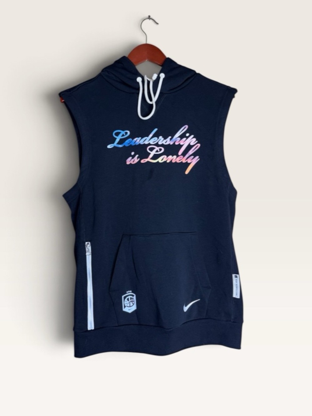 Nike Standard Issue S Dri-FIT Sleeveless Basketball Hoodie Leadership Is Lonely